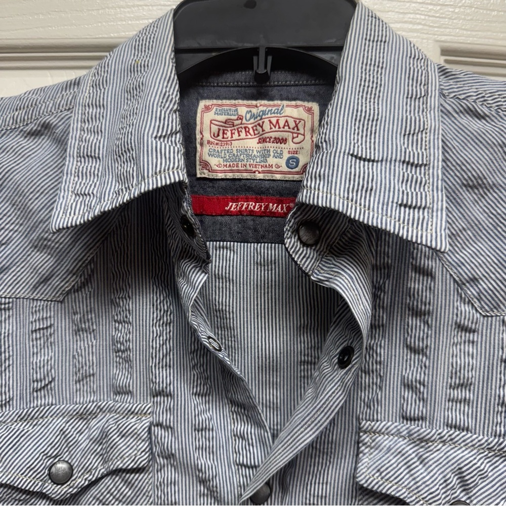 Jeffrey Max blue and white striped shirt